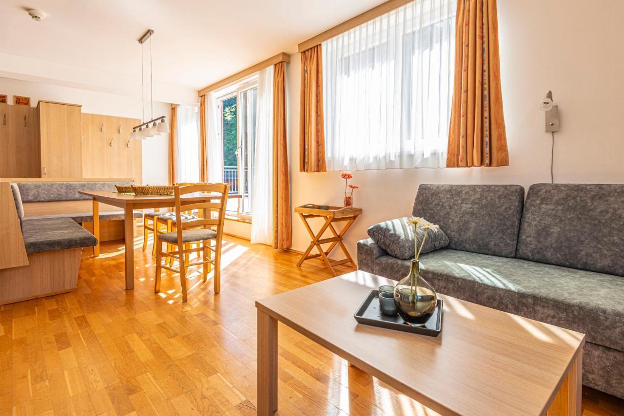 Aparthotel Schillerhof Bad Gastein Bagian luar foto