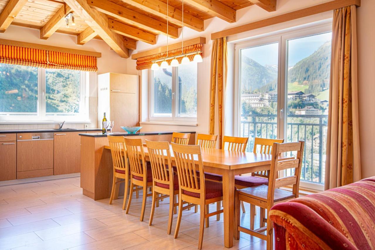 Aparthotel Schillerhof Bad Gastein Bagian luar foto