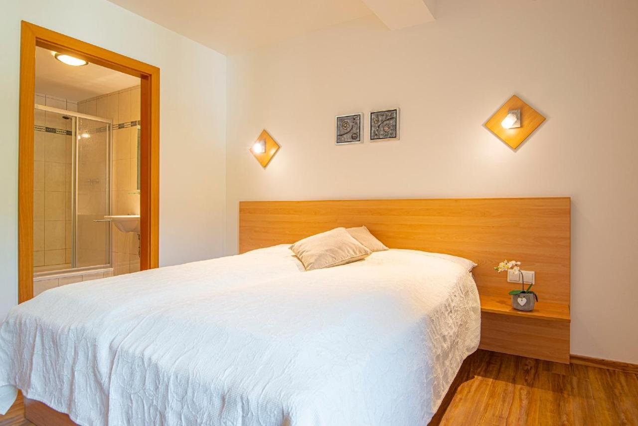Aparthotel Schillerhof Bad Gastein Bagian luar foto