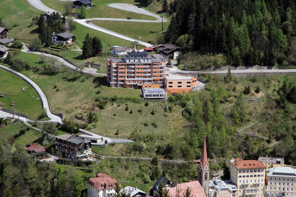Aparthotel Schillerhof Bad Gastein Bagian luar foto