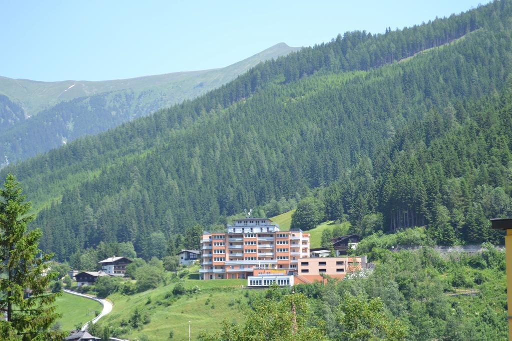 Aparthotel Schillerhof Bad Gastein Bagian luar foto